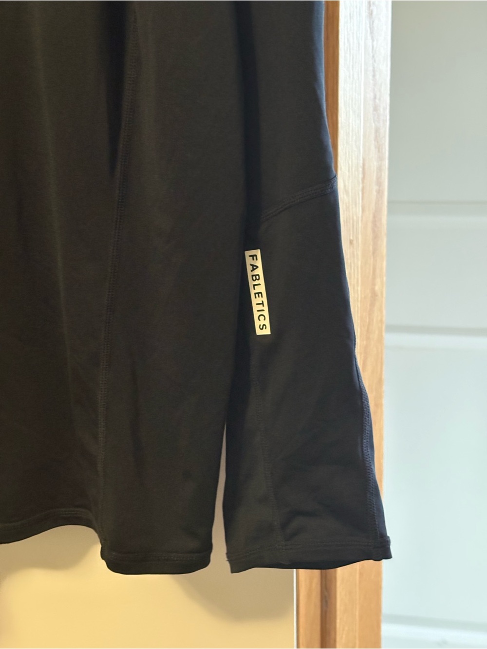 Fabletics Phoenix Lite - Picture 4 of 10